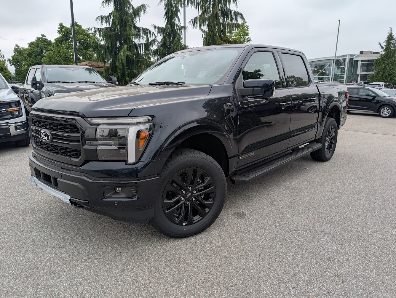 2025 Ford F-150 Lariat PowerBoost - FX4, Tow/Haul, Bed Utility Pkg