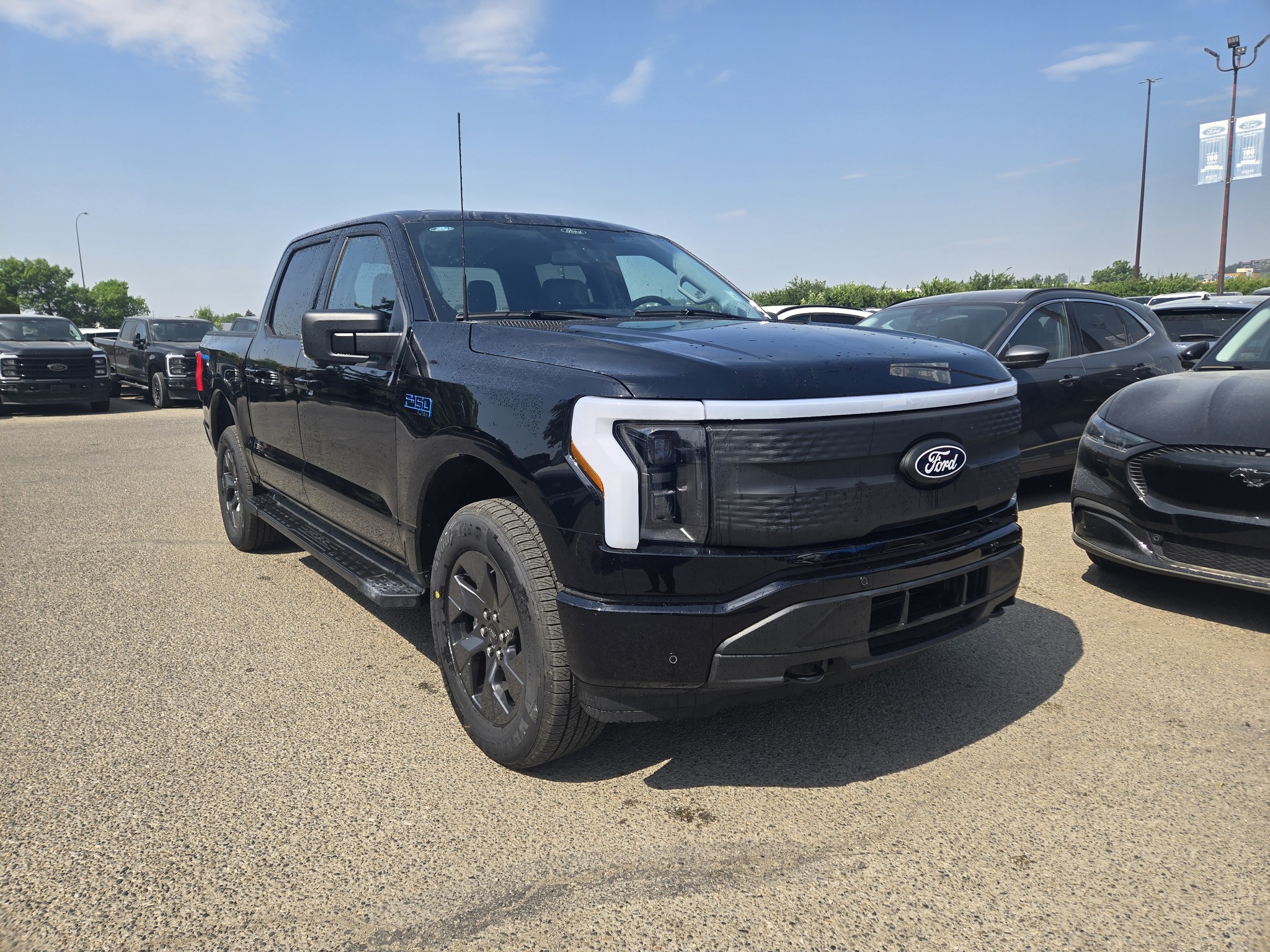 2025 Ford F-150 Lightning