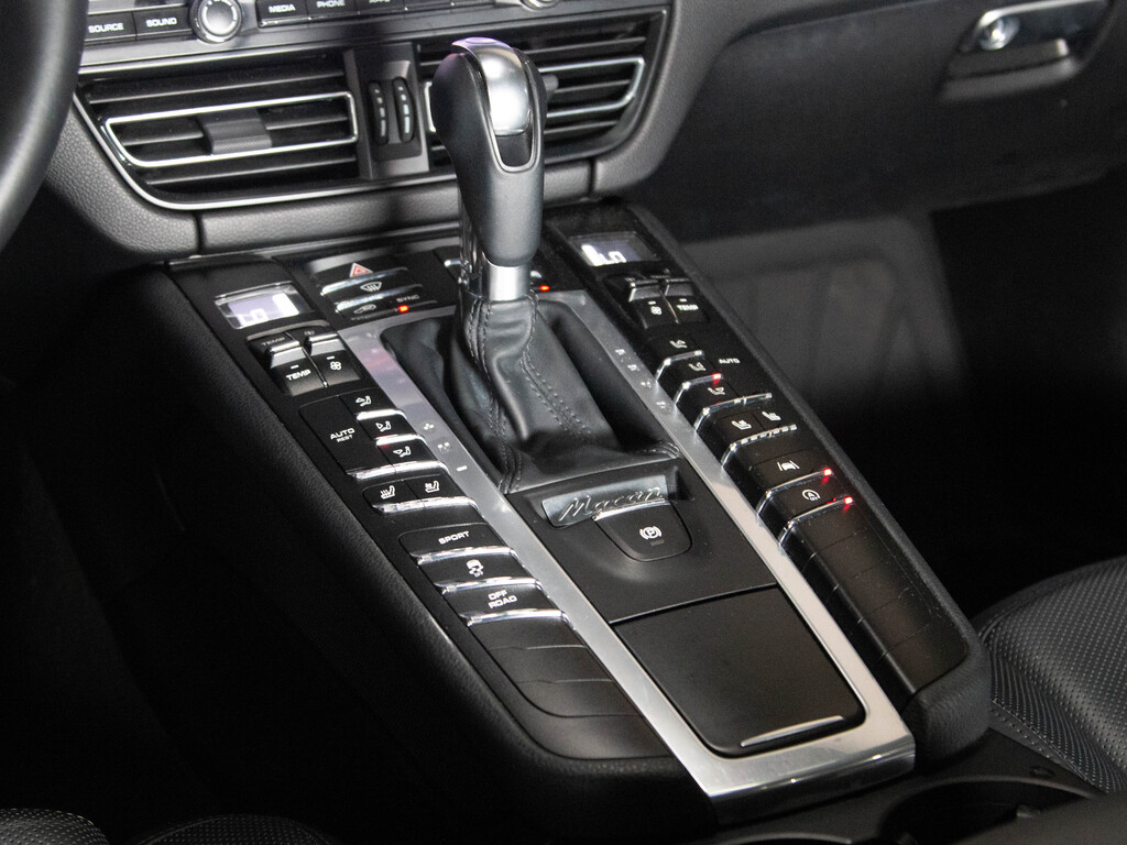 2021 Porsche Macan BOSE   PREMIUM PLUS PKG   PANO, Toronto, Cash
