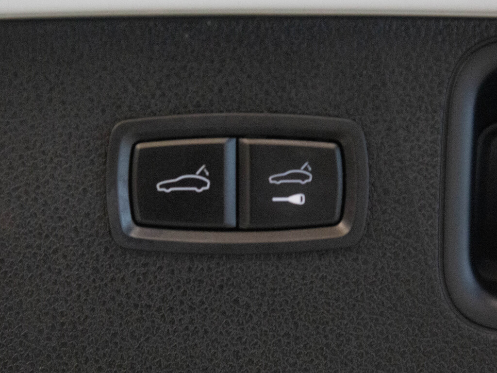 2021 Porsche Macan BOSE   PREMIUM PLUS PKG   PANO, Toronto, Cash