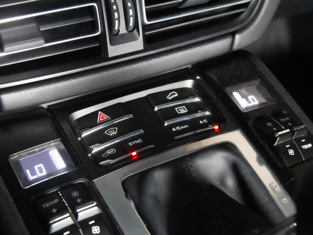 2021 Porsche Macan BOSE   PREMIUM PLUS PKG   PANO, Toronto, Cash
