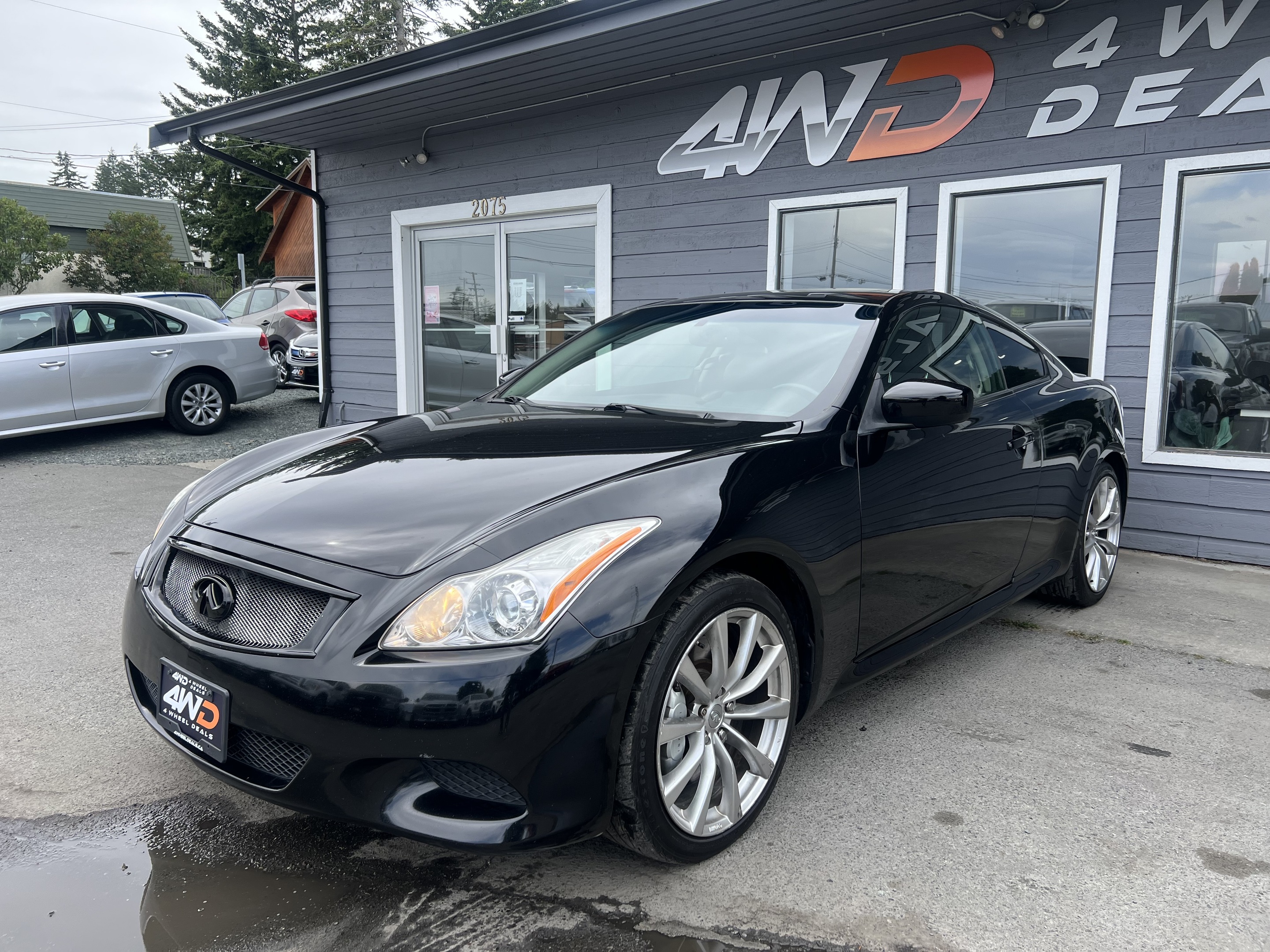 2010 Infiniti G37 2dr Journey RWD