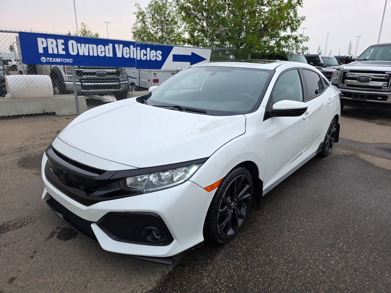 2017 Honda Civic Hatchback HATCHBACK SPORT, 1.5L, BACK UP CAM, HEATED SEATS, 