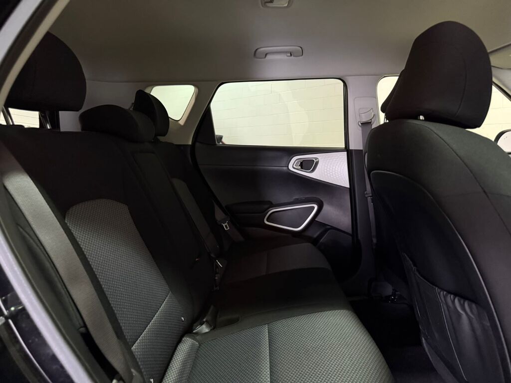2022 Kia Soul EV Premium, Vancouver, Cash