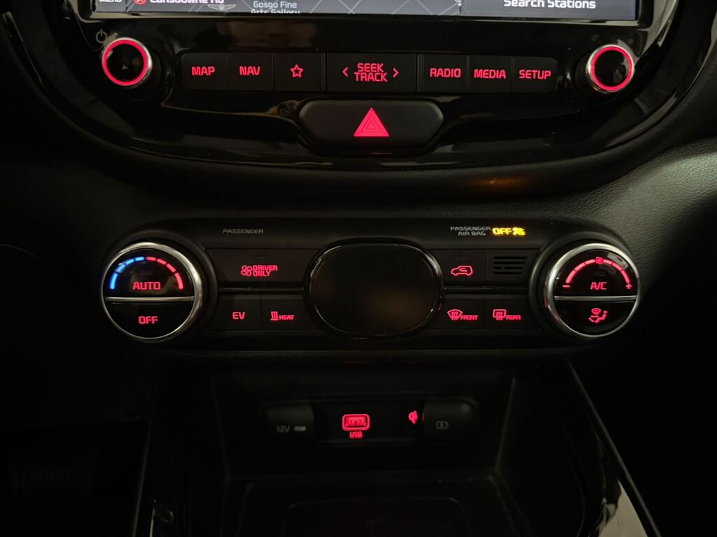 2022 Kia Soul EV Premium, Vancouver, Cash