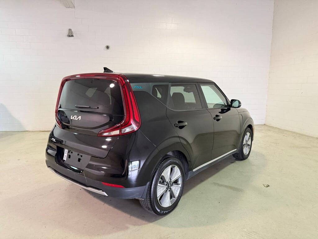 2022 Kia Soul EV Premium, Vancouver, Cash