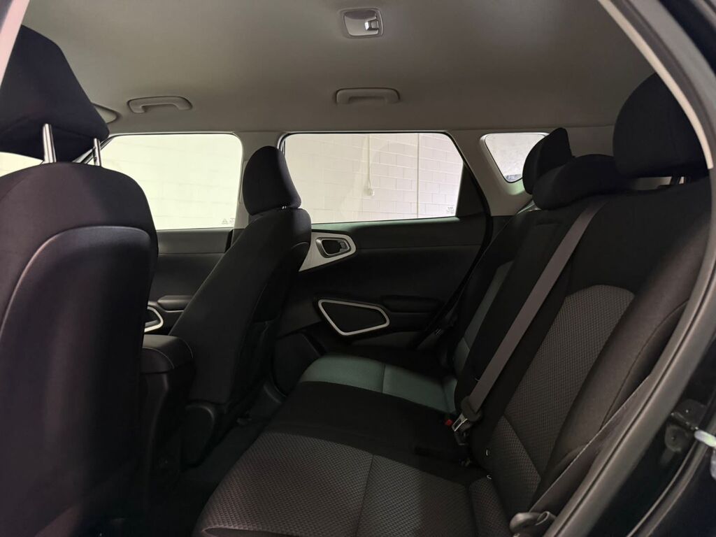 2022 Kia Soul EV Premium, Vancouver, Cash