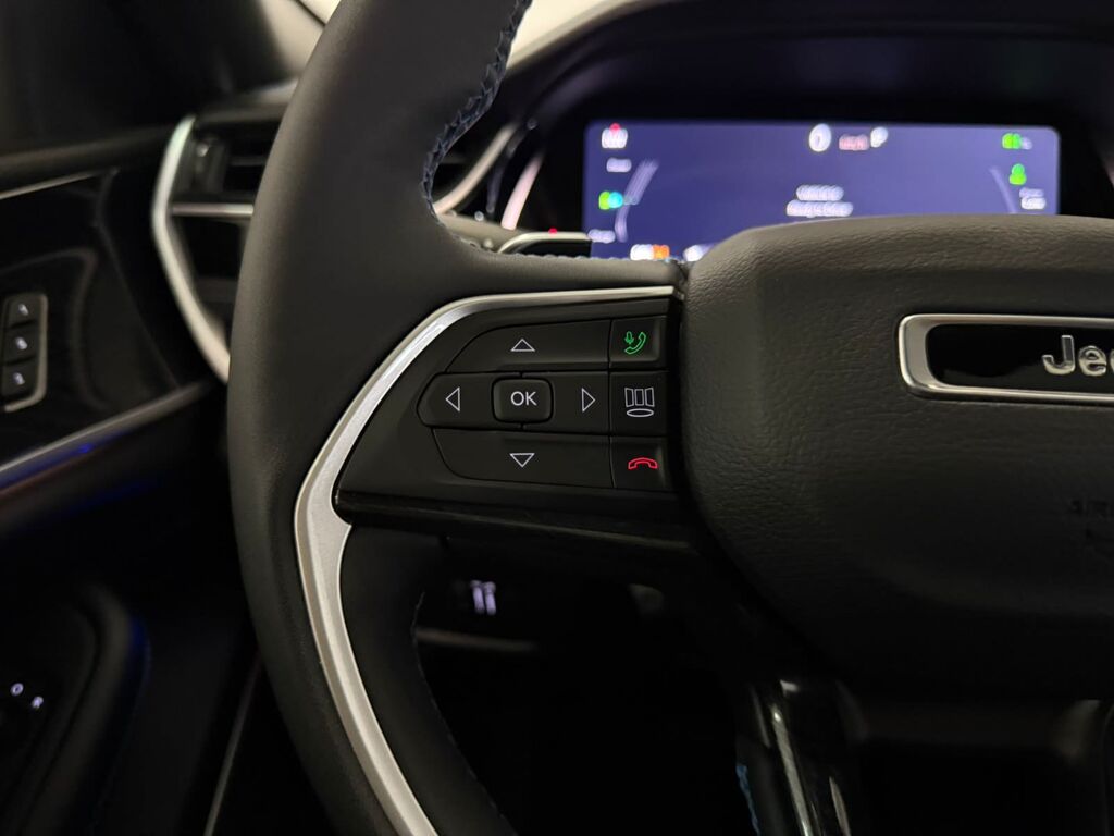 2023 Jeep Grand Cherokee 4xe Trailhawk, Vancouver, Cash