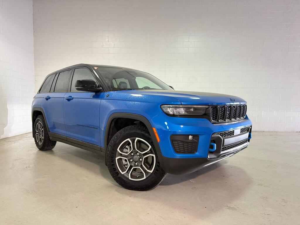 2023 Jeep Grand Cherokee 4xe Trailhawk, Vancouver, Cash
