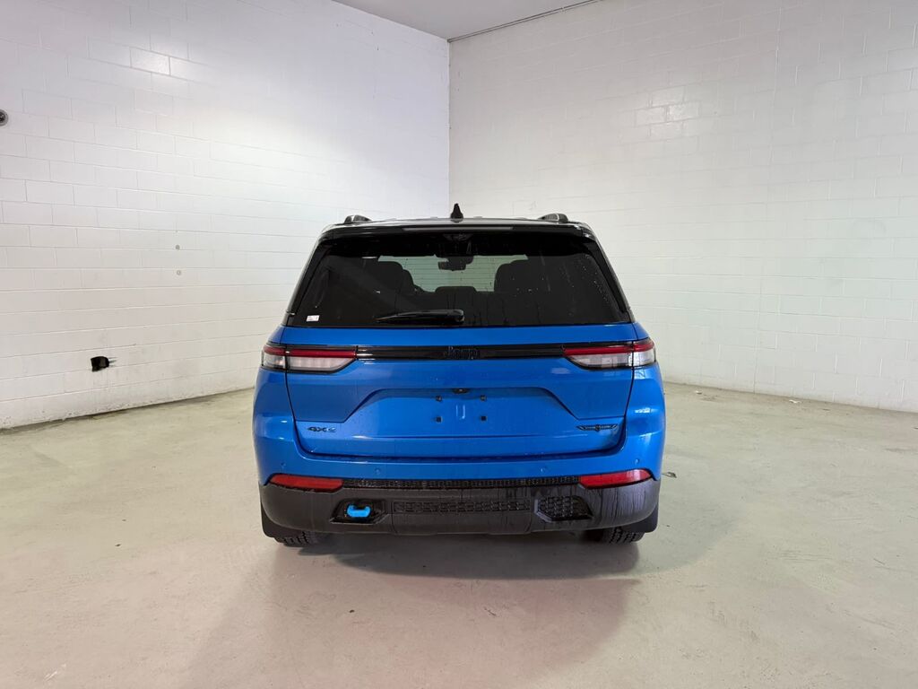 2023 Jeep Grand Cherokee 4xe Trailhawk, Vancouver, Cash