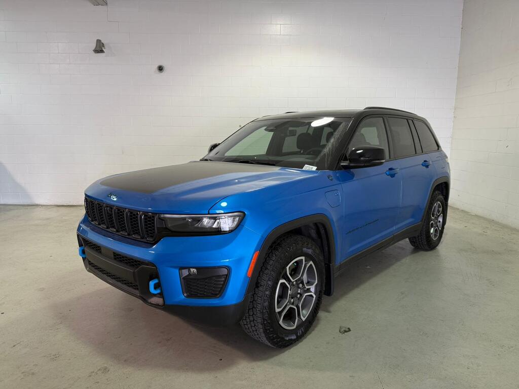 2023 Jeep Grand Cherokee 4xe Trailhawk, Vancouver, Cash
