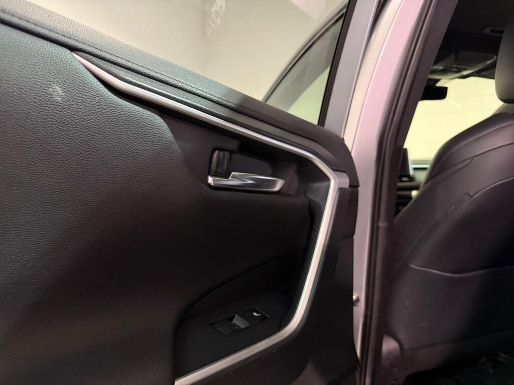 2023 Toyota RAV4 Prime SE, Vancouver, Cash