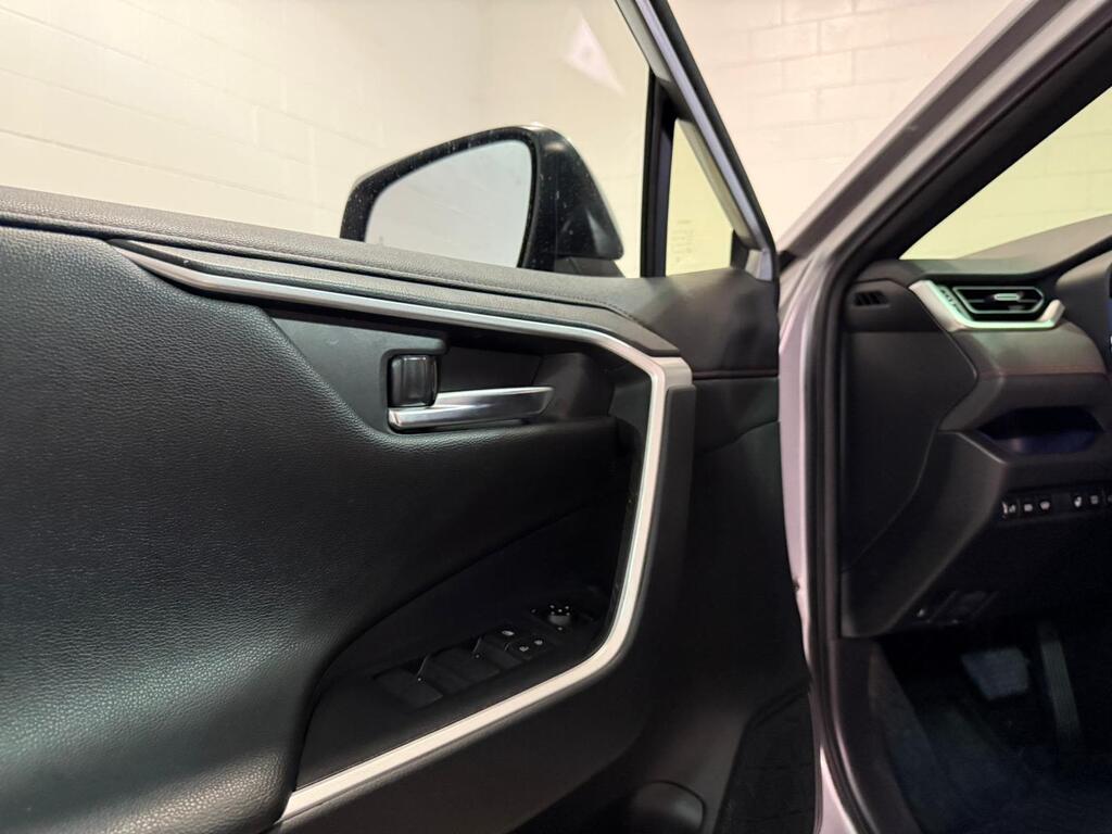 2023 Toyota RAV4 Prime SE, Vancouver, Cash