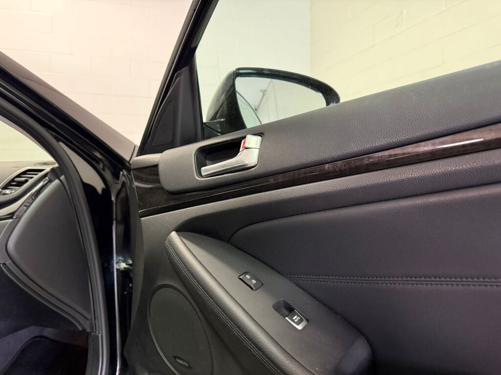 2014 Kia Cadenza Premium, Vancouver, Cash