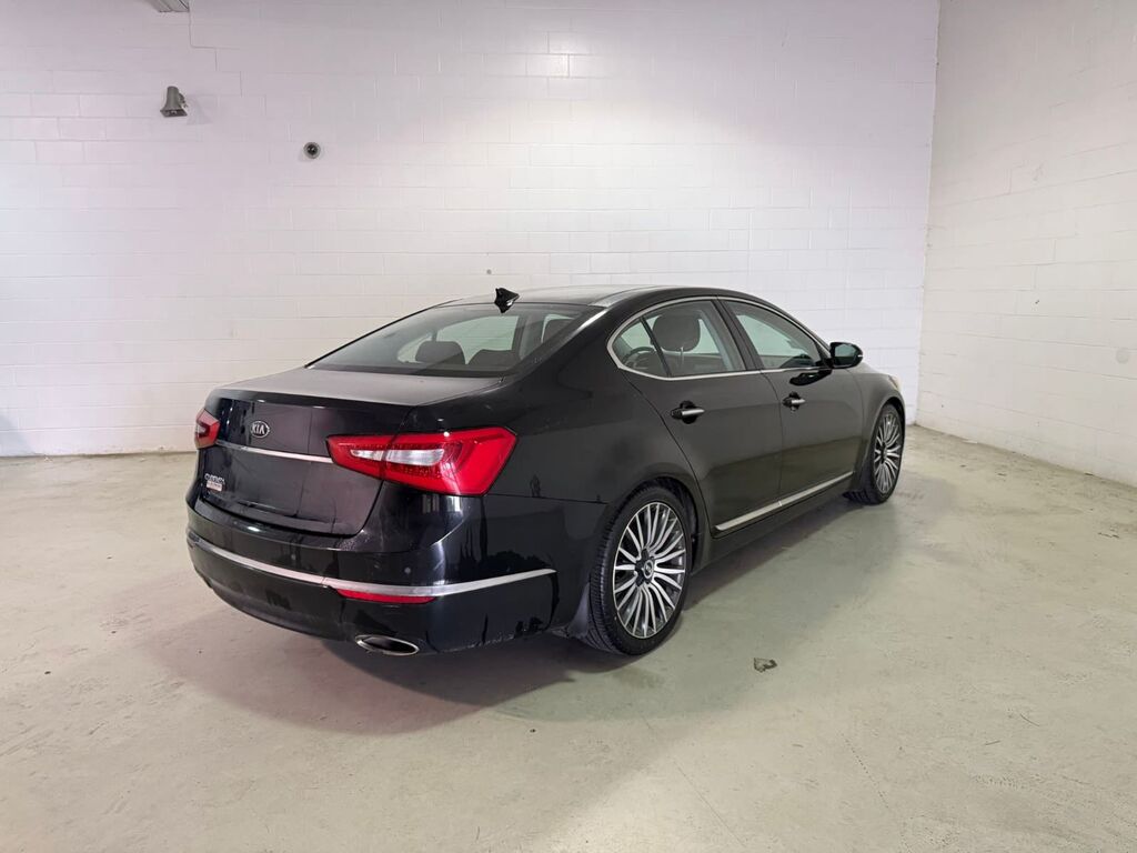 2014 Kia Cadenza Premium, Vancouver, Cash