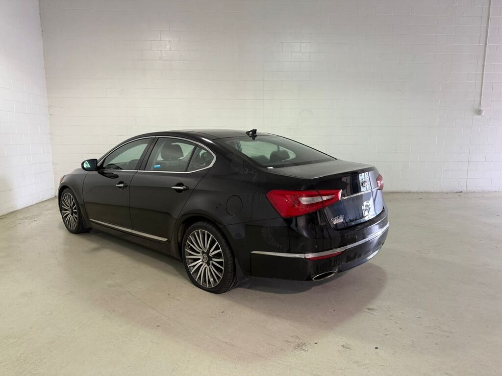 2014 Kia Cadenza Premium, Vancouver, Cash