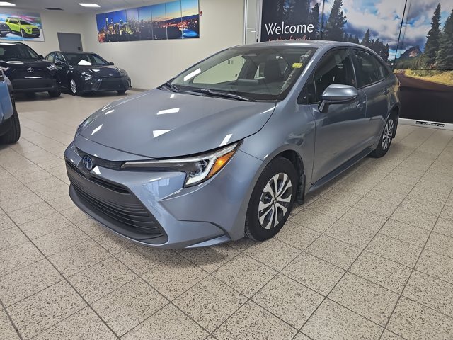 2024 Toyota Corolla Hybrid LE | Toyota Safety Sense | 2 Sets Of Tires