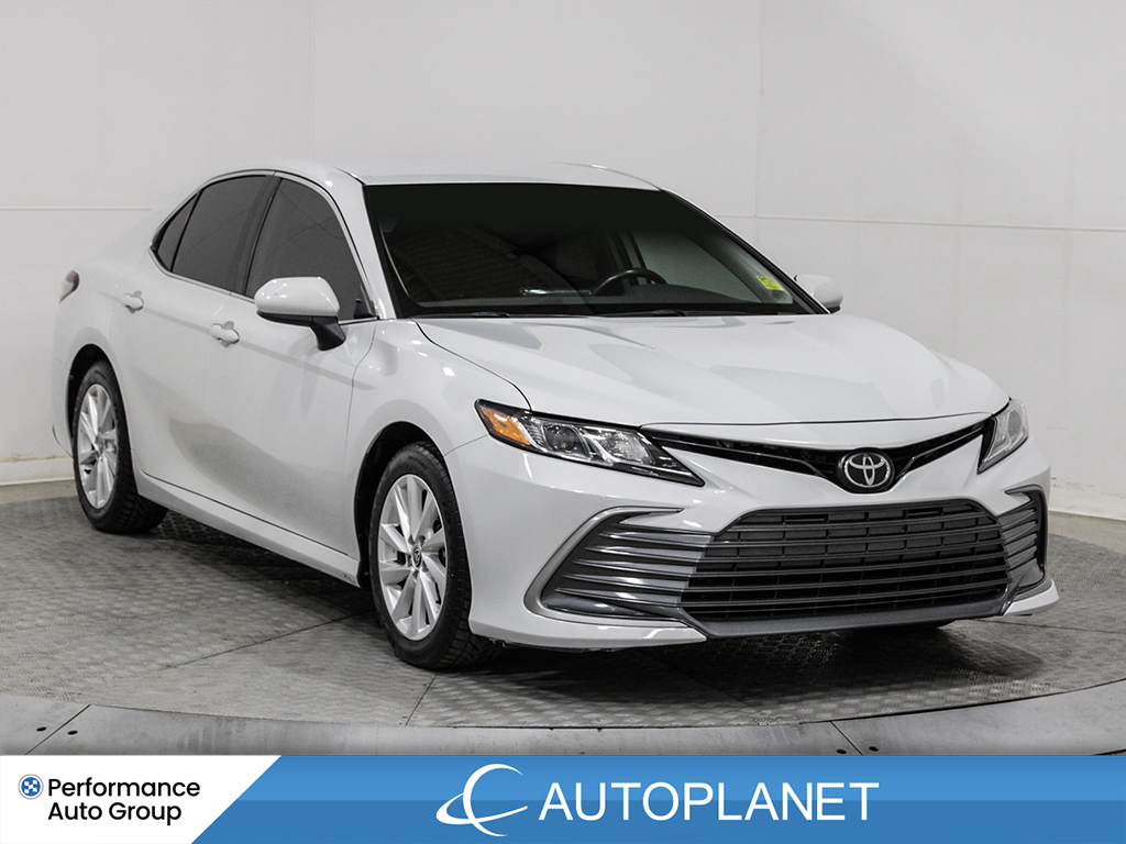 2022 Toyota Camry LE, Back Up Cam, Apple CarPlay,Toyota Safety Sense