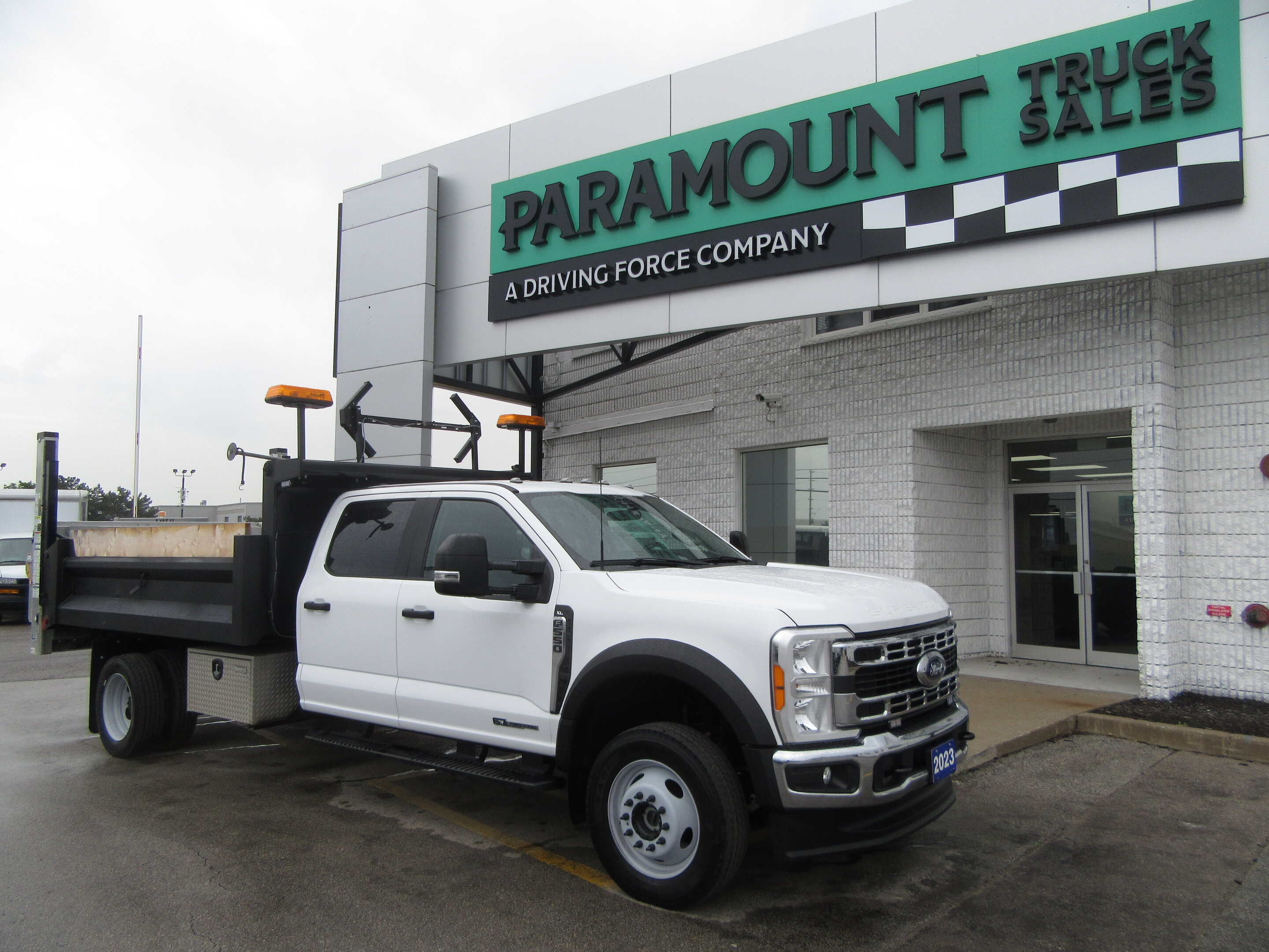 2023 Ford Super Duty F-550  CREW CAB 4X4 DIESEL12FT STEEL DUMP BOX POWER LIFT
