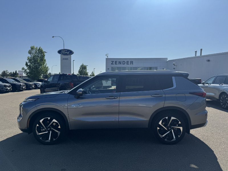 2023 Mitsubishi Outlander PHEV SEL