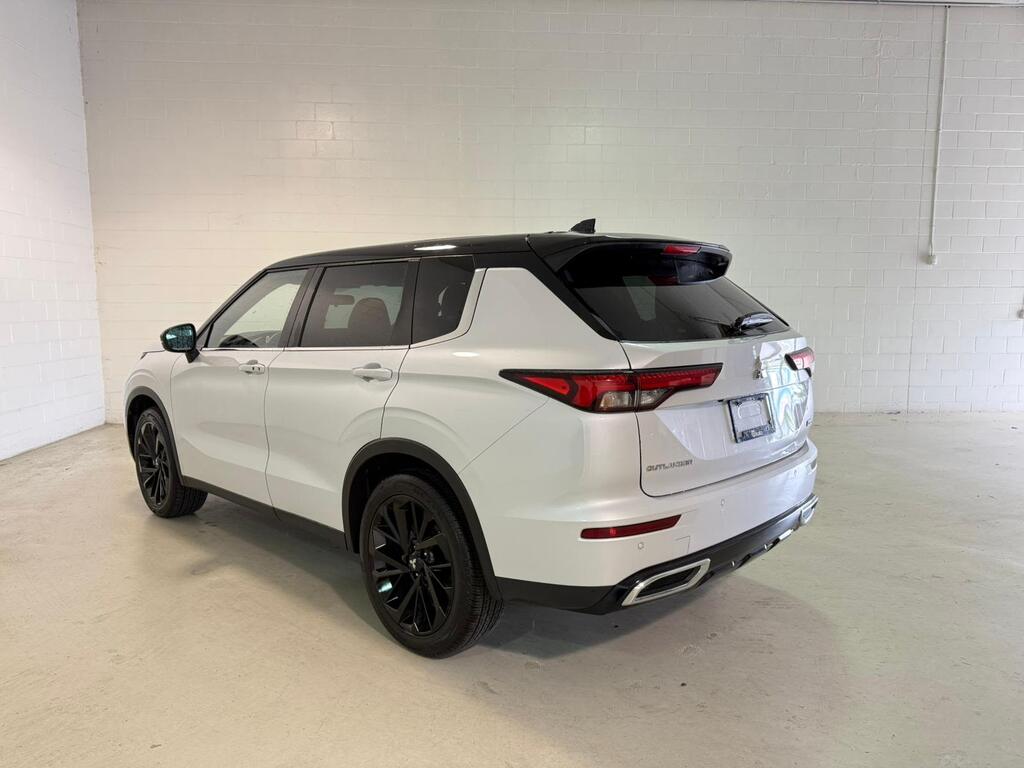 2023 Mitsubishi Outlander SE, Vancouver, Cash