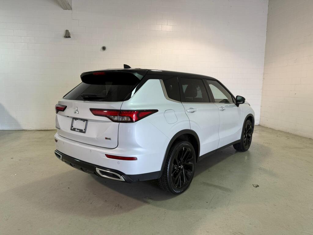 2023 Mitsubishi Outlander SE, Vancouver, Cash