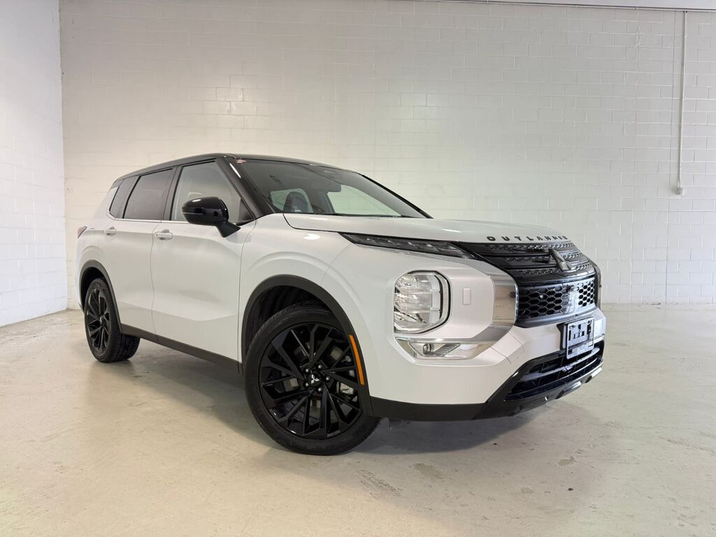 2023 Mitsubishi Outlander SE, Vancouver, Cash