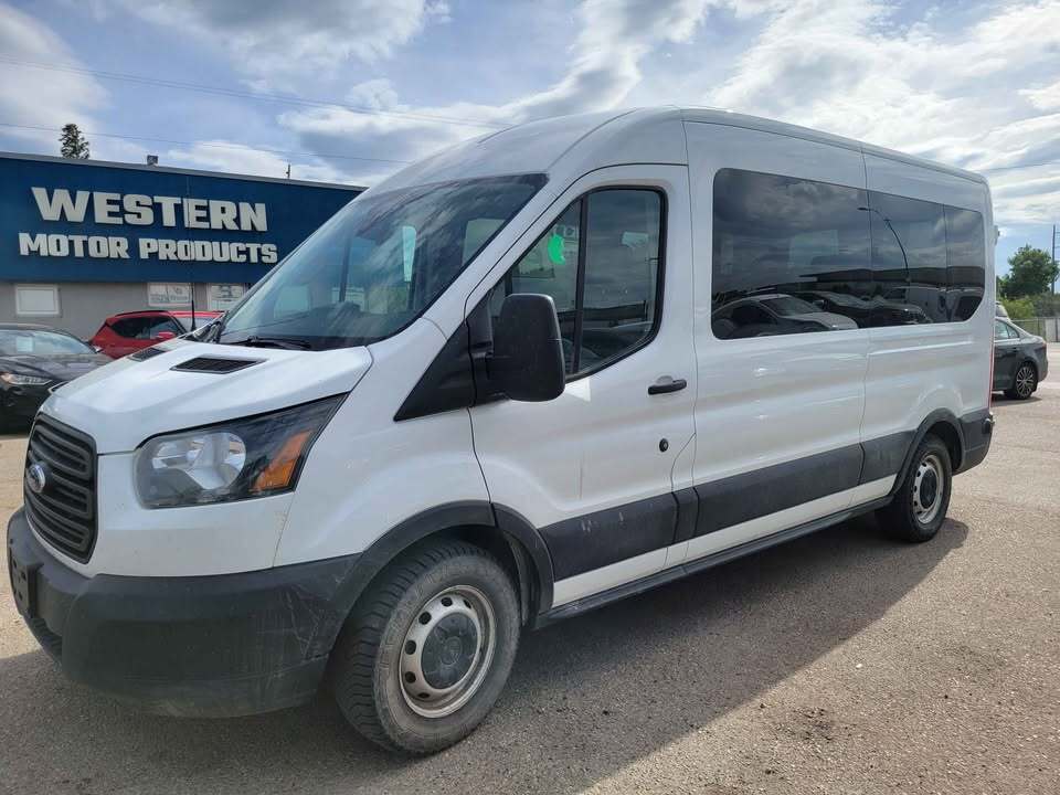 2019 Ford Transit Passenger Wagon T-350 148  Med Roof XLT Sliding RH Dr