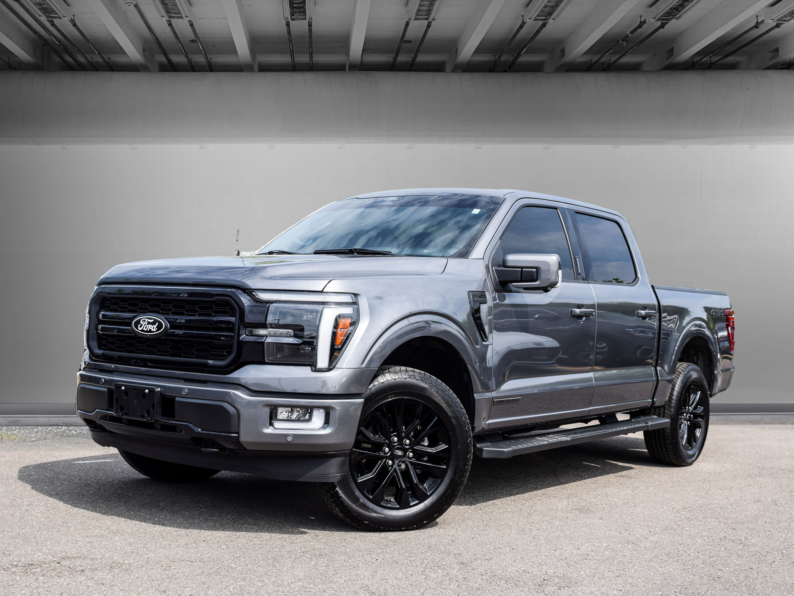 2024 Ford F-150 3.5L Hybrid V6 | No Accidents, LOW KMS