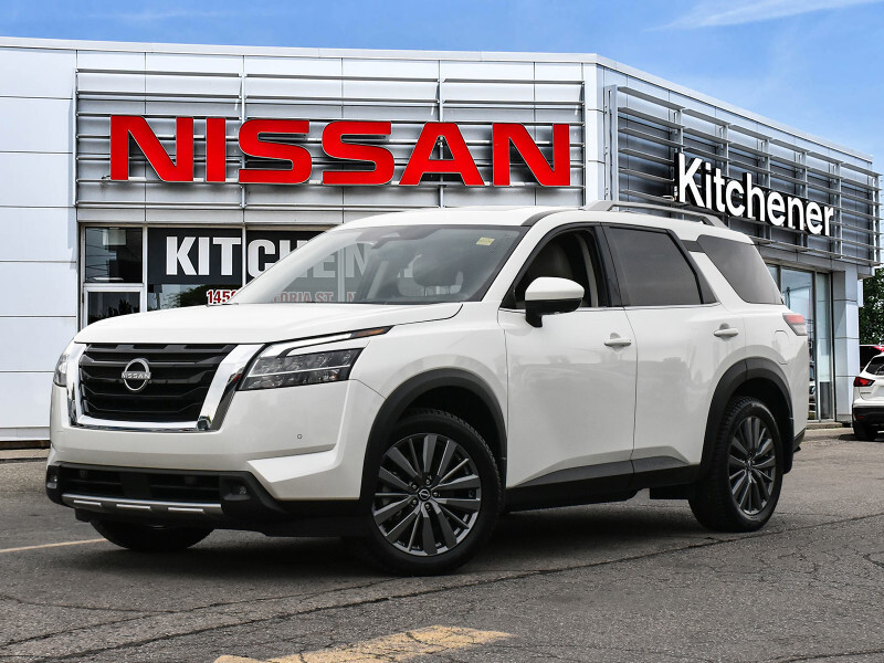 2024 Nissan Pathfinder SL AWD-Leather| Roof| Navi 