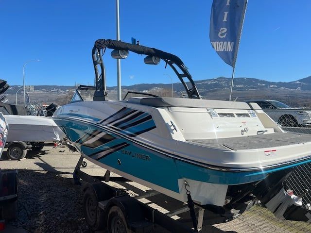 2024 Bayliner VR5 