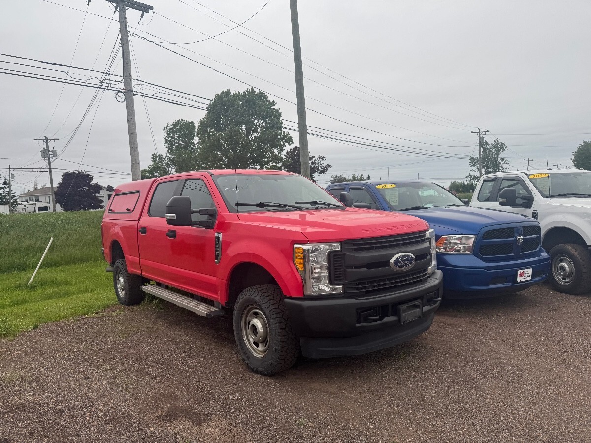 2017 Ford F-250 SUPER DUTY XL 4WD CREW CAB $136 Weekly tax in 