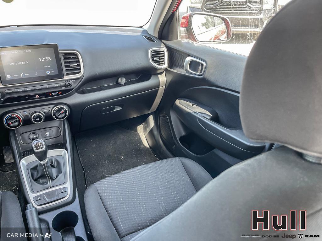 2021 Hyundai Venue Essential Manual, Toronto, Cash