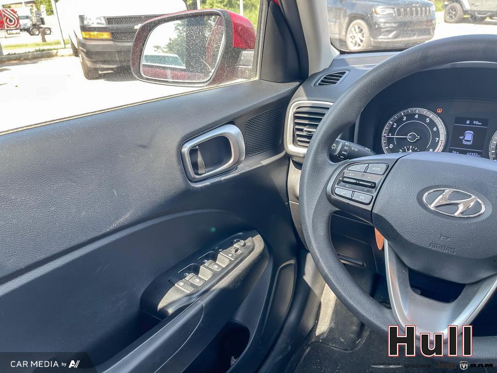 2021 Hyundai Venue Essential Manual, Toronto, Cash