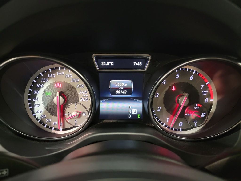 Mercedes-Benz GLA-Class 2015