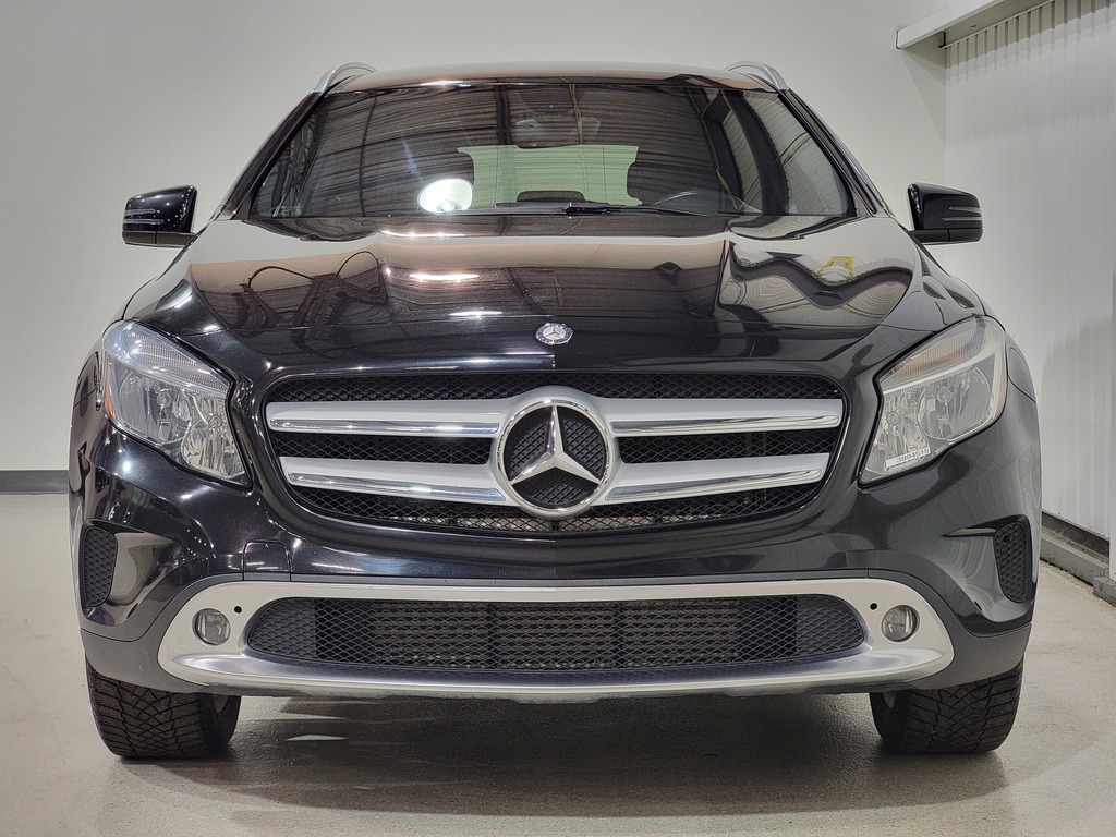 Mercedes-Benz GLA-Class 2015
