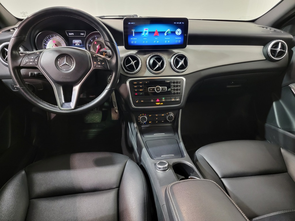 Mercedes-Benz GLA-Class 2015