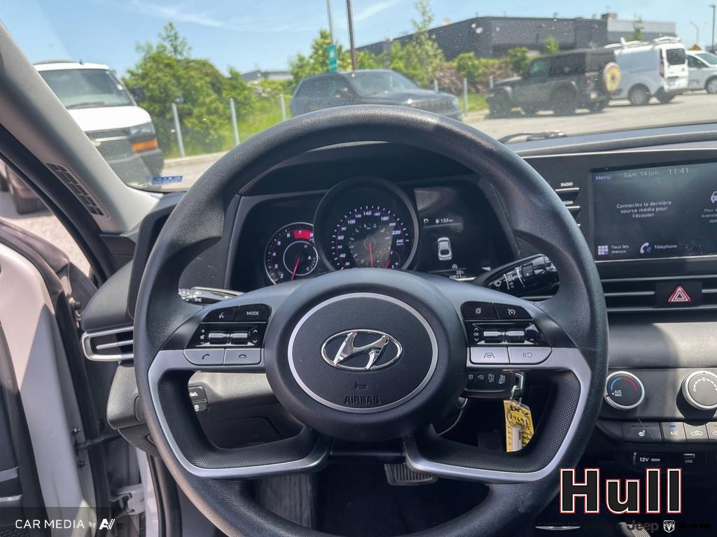 2023 Hyundai Elantra Essential IVT with Hyundai SmartSense Package, Toronto, Cash