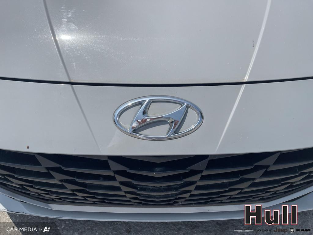 2023 Hyundai Elantra Essential IVT with Hyundai SmartSense Package, Toronto, Cash