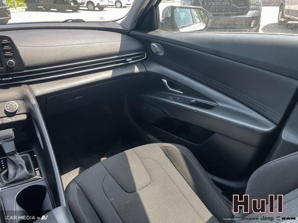 2023 Hyundai Elantra Essential IVT with Hyundai SmartSense Package, Toronto, Cash