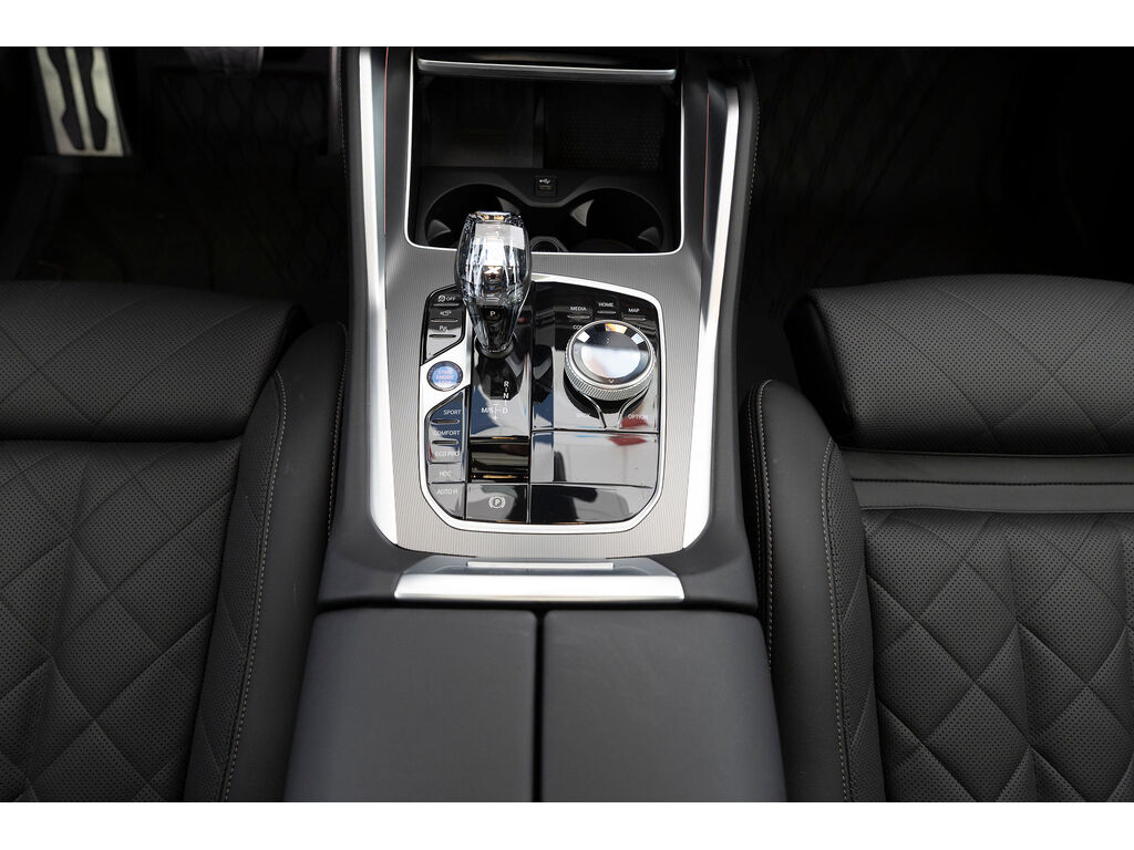 2023 BMW X6 xDrive40i, Vancouver, Cash