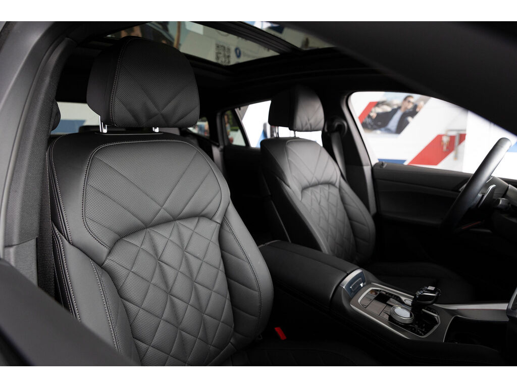 2023 BMW X6 xDrive40i, Vancouver, Cash