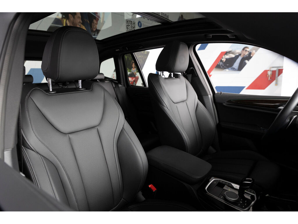 2024 BMW X3 xDrive30i, Vancouver, Cash