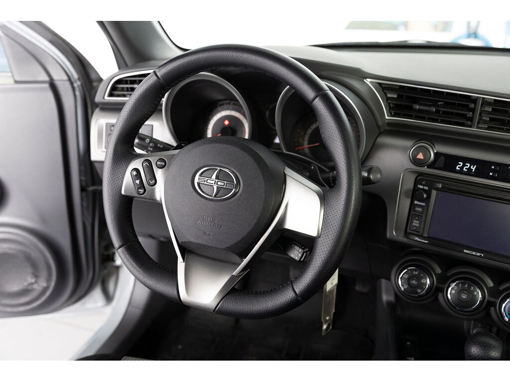 2015 Scion tC , Vancouver, Cash