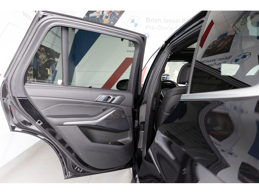 2022 BMW X5 PHEV xDrive45e, Vancouver, Cash