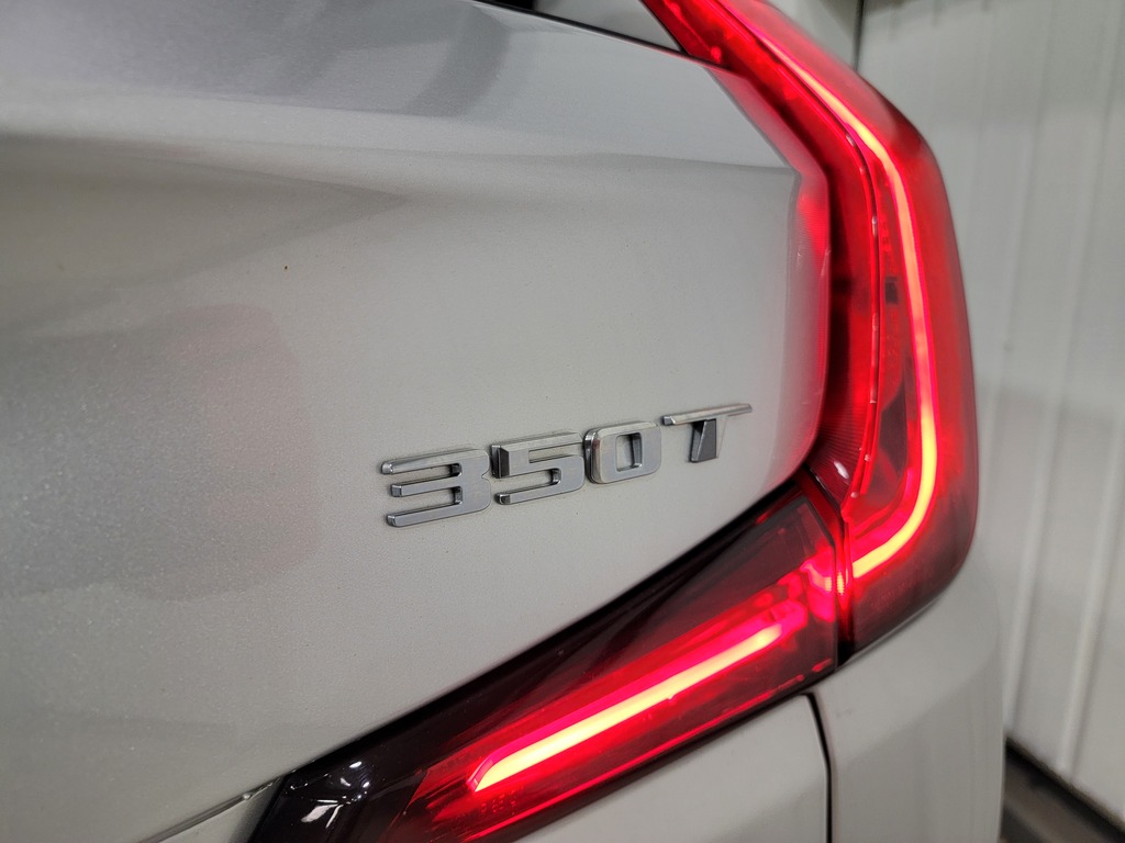 Cadillac XT4 2021