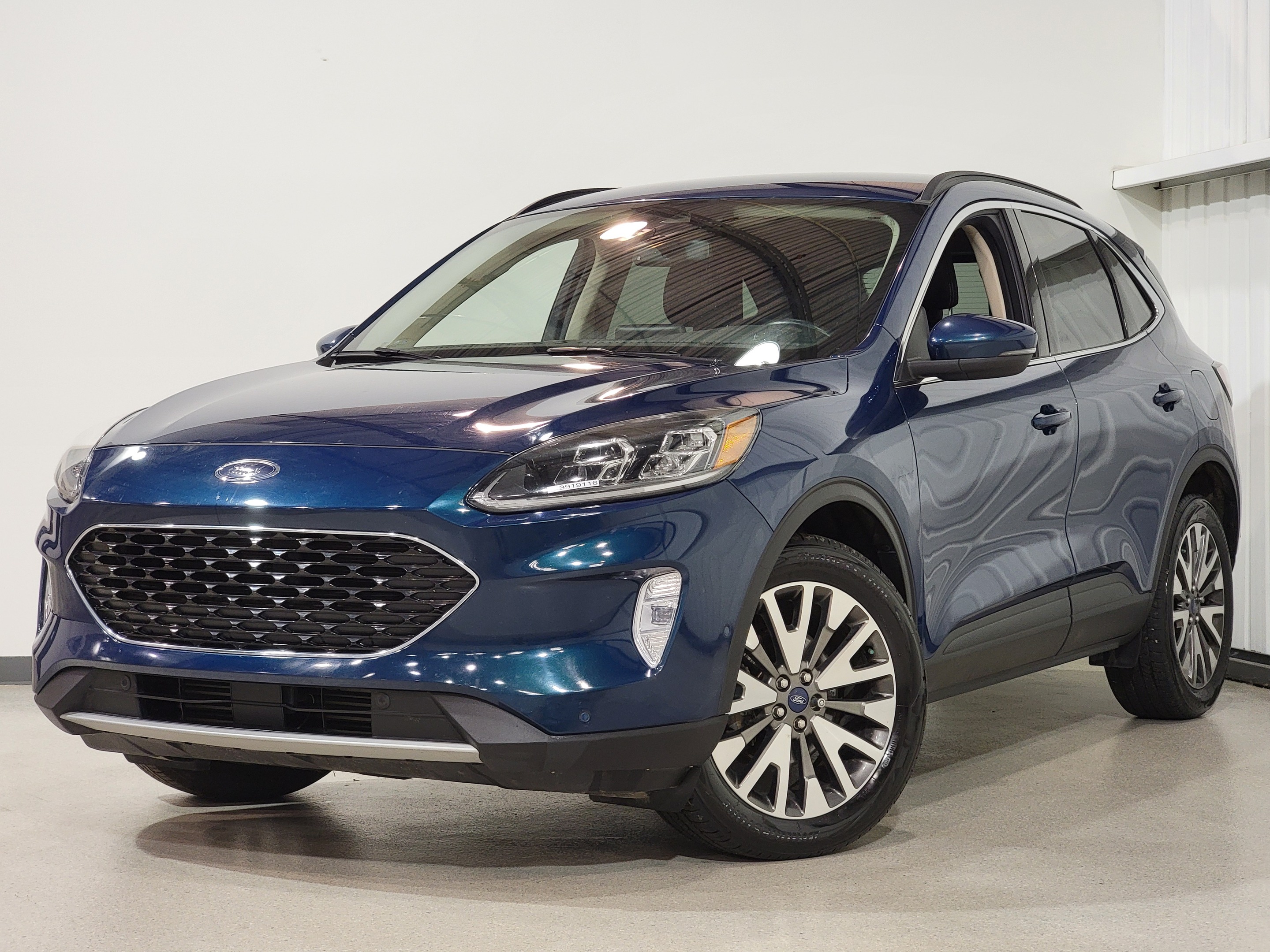 2020 Ford Escape Titanium AWD/Cuir/Navigation/Sièges chauffants