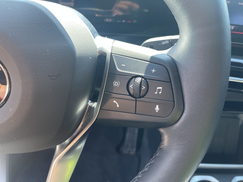 2023 BMW X1 xDrive28i, Toronto, Cash
