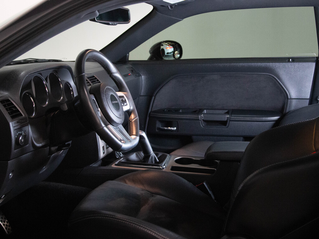 2014 Dodge Challenger SRT, Toronto, Cash