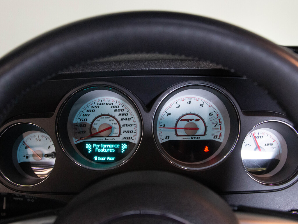 2014 Dodge Challenger SRT, Toronto, Cash